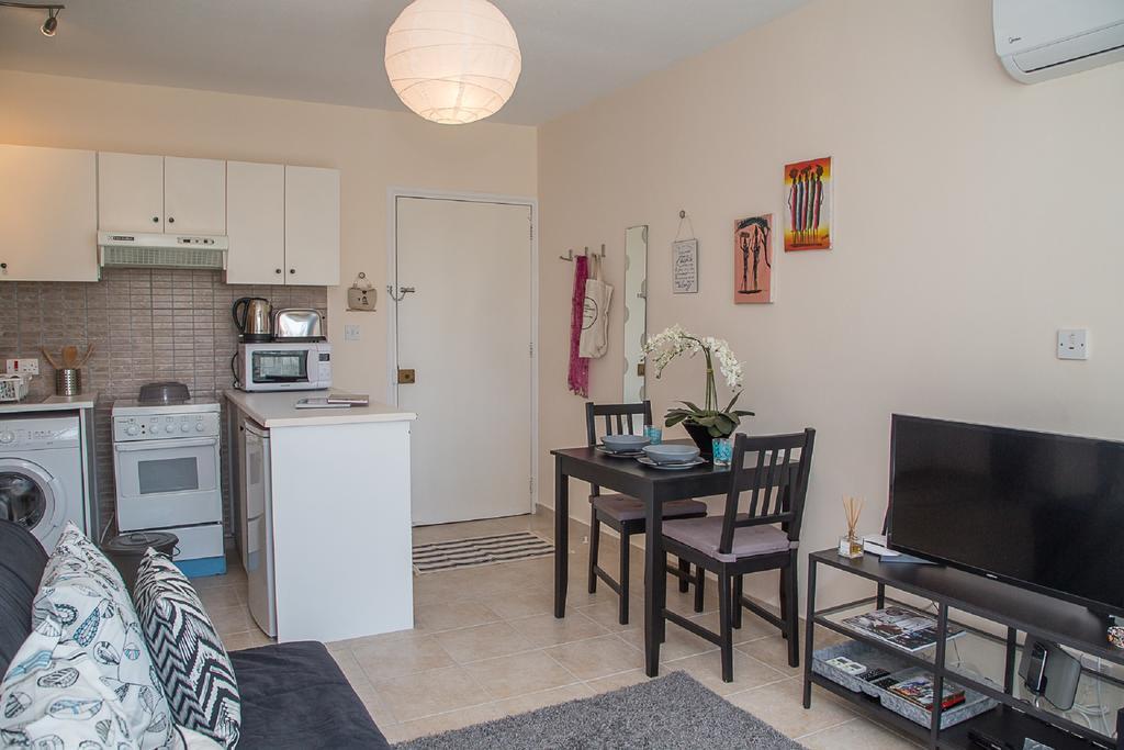 Paphos Love Hut Apartment 外观 照片